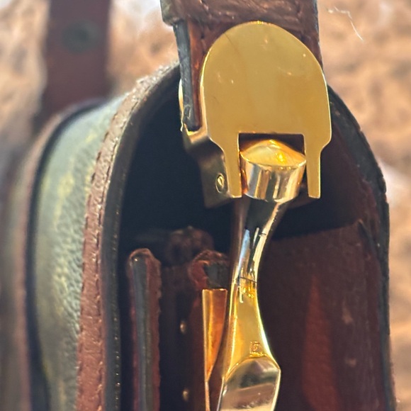 **SOLD**Louis Vuitton Monogram Rond Point - Picture 6 of 14